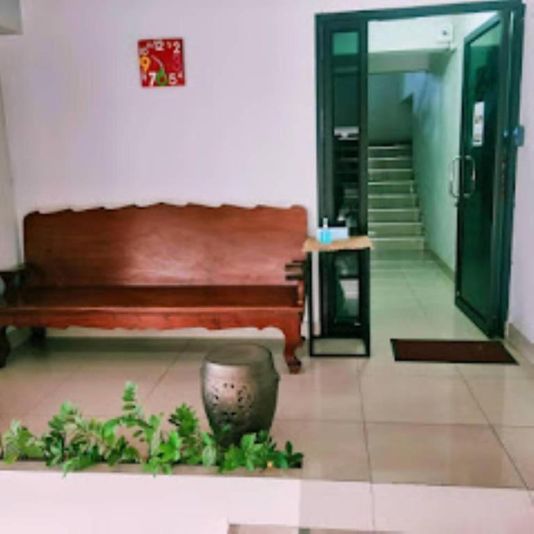 Thousand-Ten Thousand Hotel 曼谷 外观 照片